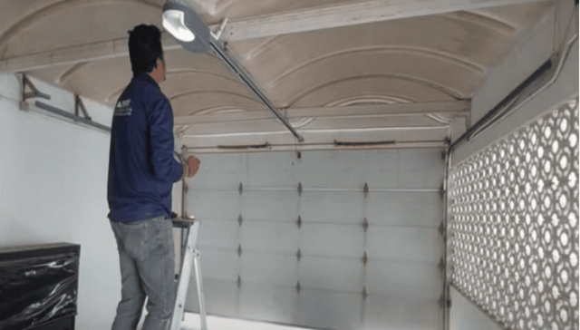 Garage Door Repair & Maintenance Services